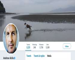 The actor is active on Twitter and jas more than three thousand followers.